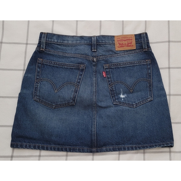 Levi's high waisted skirt - Picture 2 of 3